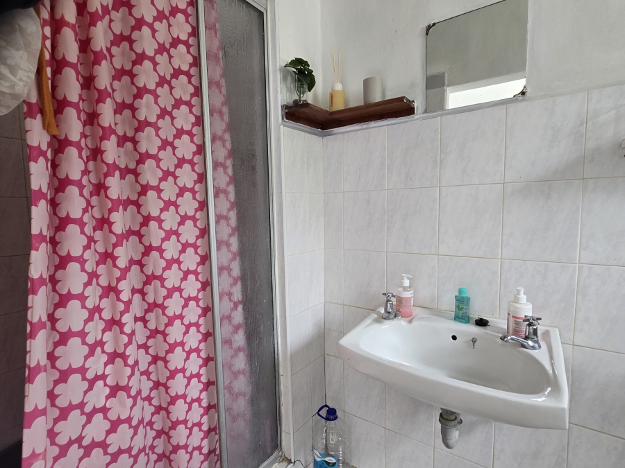 10 Bedroom Property for Sale in West Bank Eastern Cape